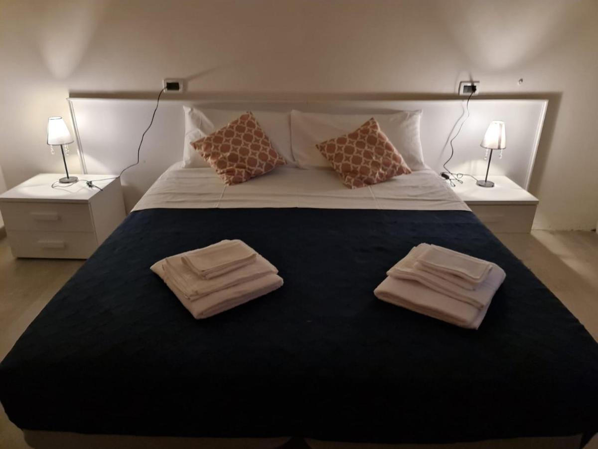 Hotel Bologna リミニ エクステリア 写真