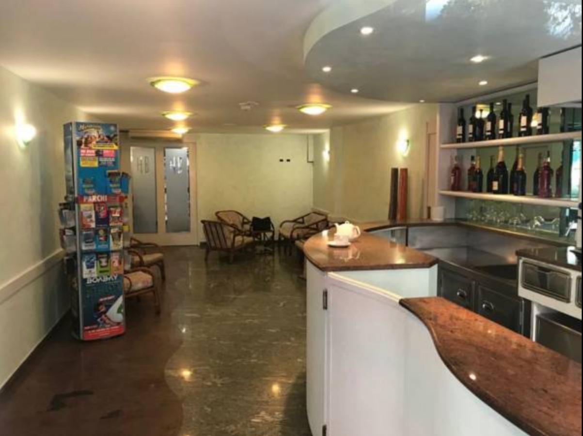Hotel Bologna リミニ エクステリア 写真